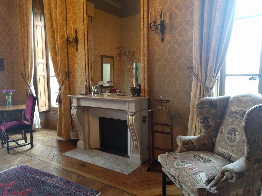 Chateau Du Marechal De Saxe Yerres Bagian luar foto