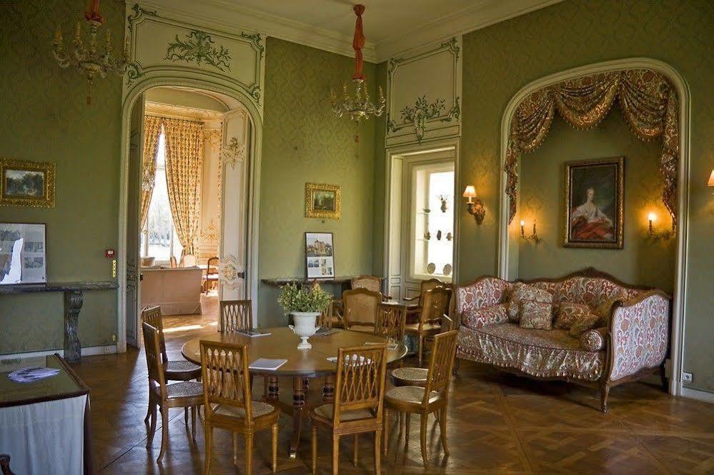 Chateau Du Marechal De Saxe Yerres Bagian luar foto